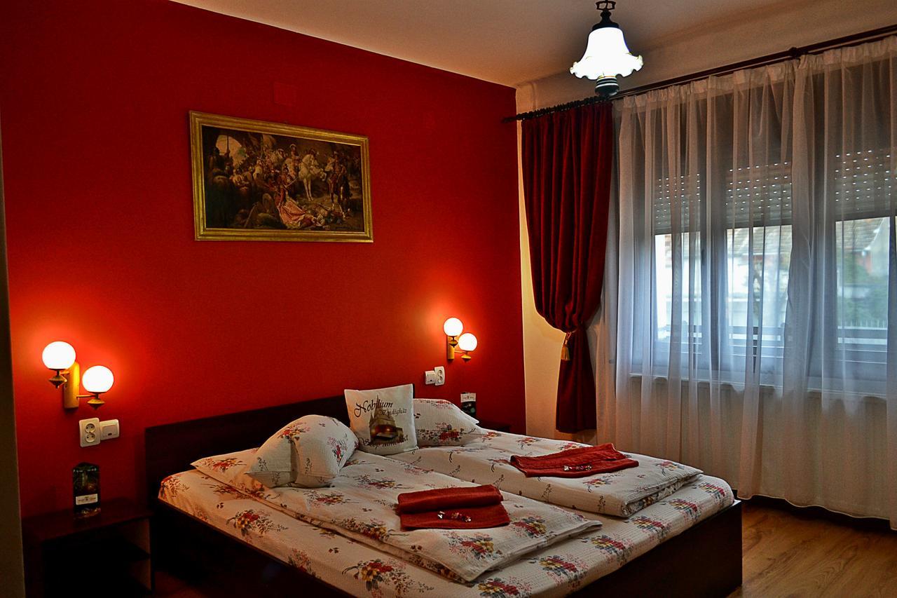 Hotel Casa Nobilium à Turda Extérieur photo